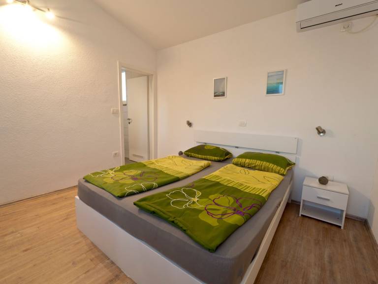 Luka mit Pool, gelegen in Pula — photo 2