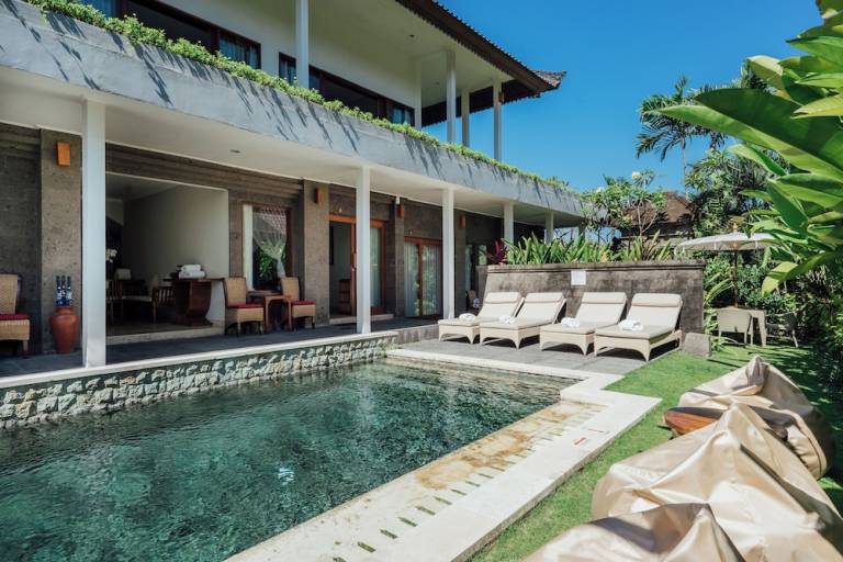 Villa  Blahbatuh