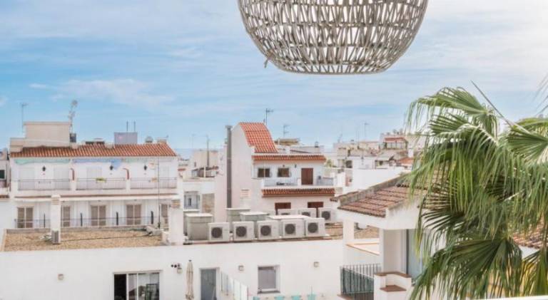 Holiday apartment with pool & terrace — photo 4
