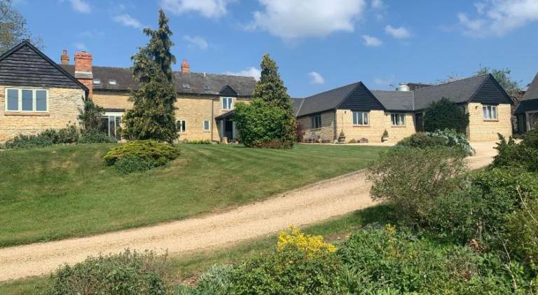 Farmhouse Buckingham