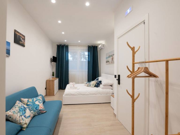 Apartment with yard | Nature view in Andria