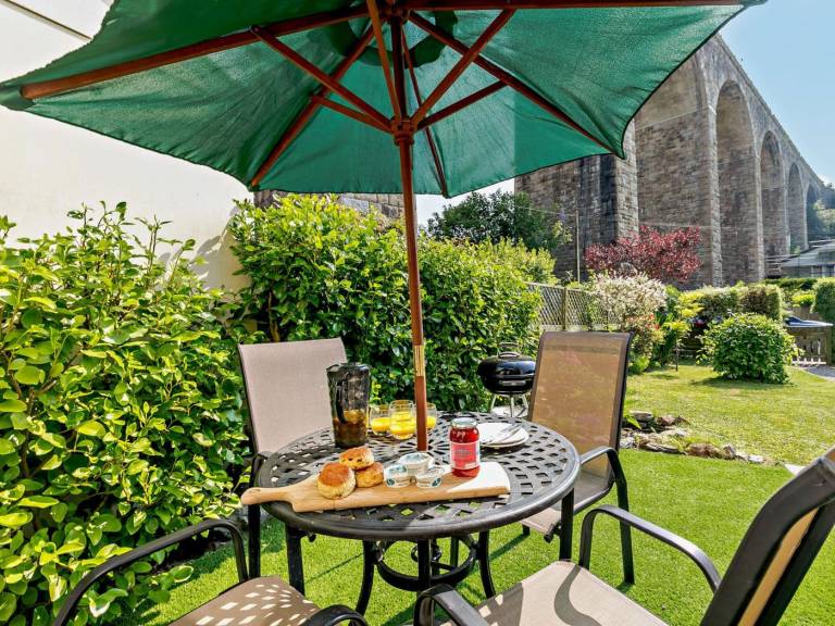 2 Bed in Hayle oc 92505
