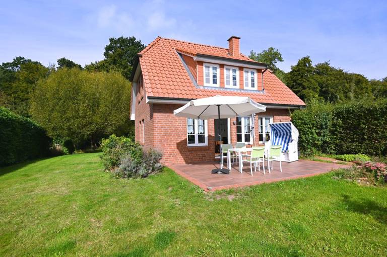 Das Ferienhaus Kranichdüne
Das Ferienhaus für bis zu 6 Personen verfügt über 3 Schlafzimmer. in Hohwacht
