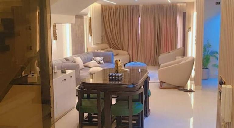 Holiday apartment with hot tub in Giza