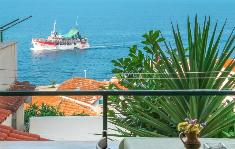 Huoneisto Podgora