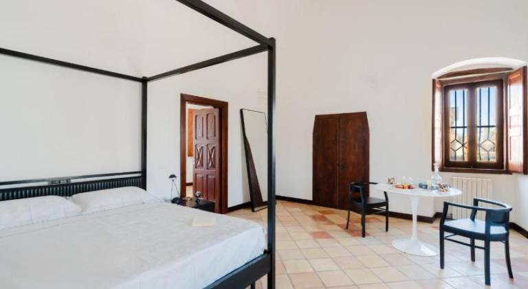 Vacation home with yard, patio & BBQ | Good for workation in Sannicola