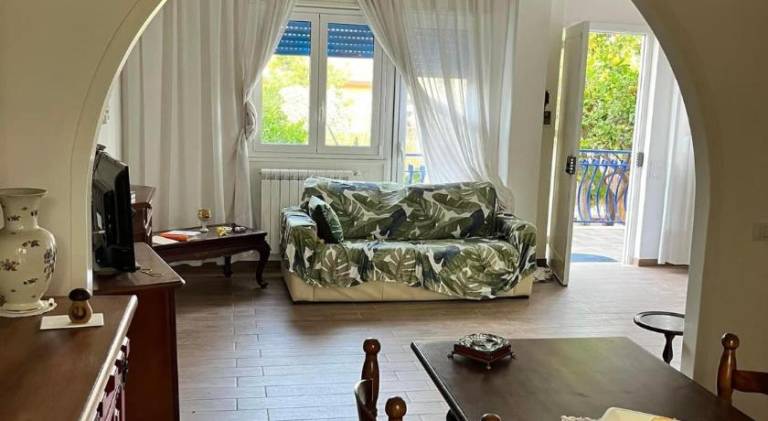 Villa del Limone, Mondello Via deucalione 18, via Miseno 18 — photo 5