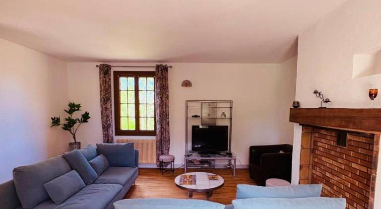 Villa with 5 rooms for 10 persons — photo 2