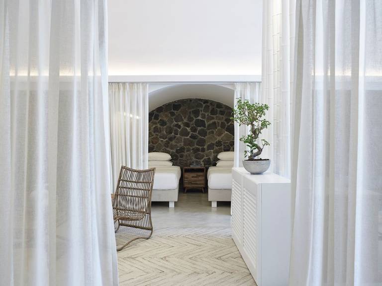 Relaxing & Ambient Santorini Villa 2 Bedrooms