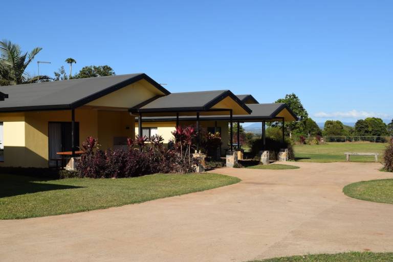 Holiday park  Tinaroo