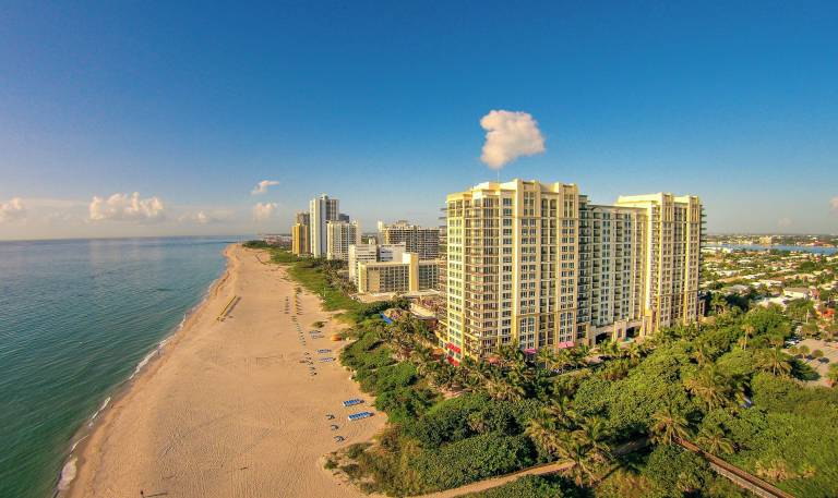 Condo Singer Island