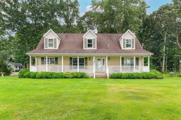 House  Southold