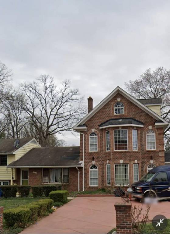 House North Springfield
