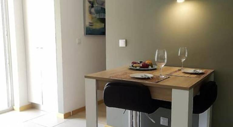 Family friendly 3 BR apt, ideally located in Lagos — photo 4