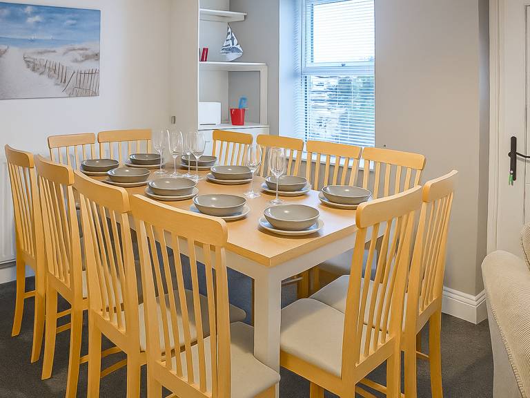 Child-friendly cottage | River view | Beach nearby | Pets are welcome — photo 3