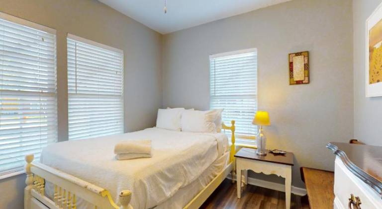 House with 2 rooms for 4 persons — photo 2