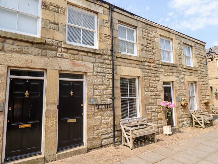 Cottage  Alnwick