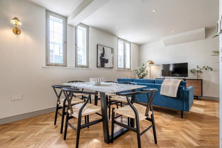 Stylish apartment near Westminster Abbey