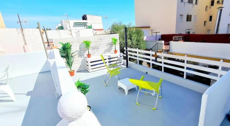 Vacation home with patio & garden | Pet-friendly in El Puerto de Santa María