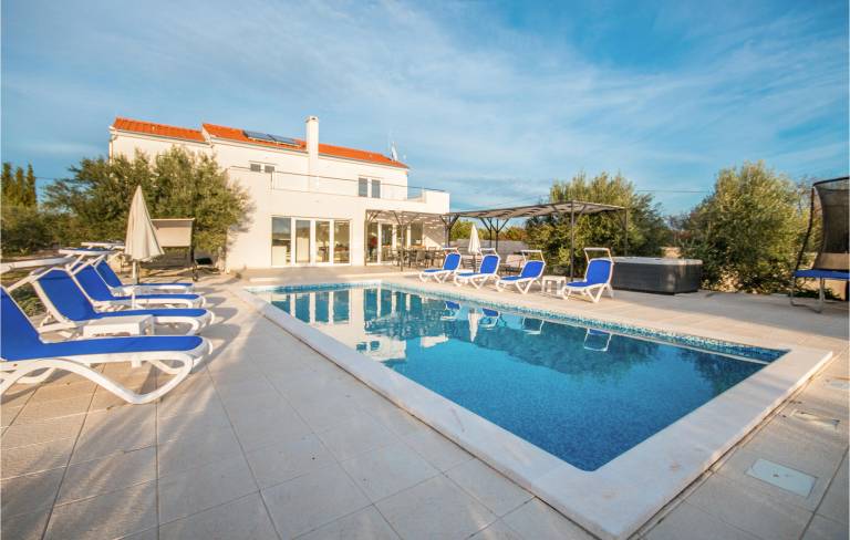 Maison de vacances Radošinovci