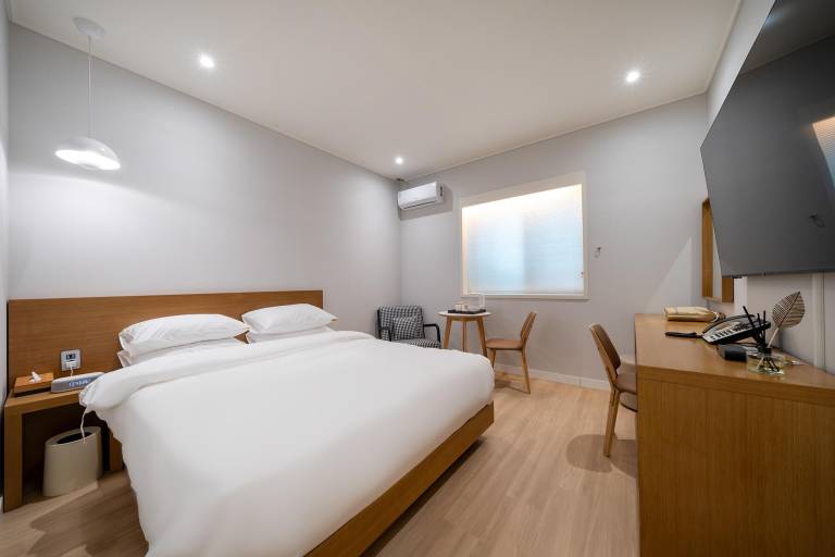 Suwon Ingye dong Mono Hotel