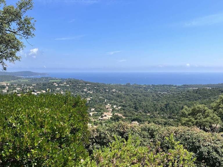 Vacation home with garden & private pool — photo 3