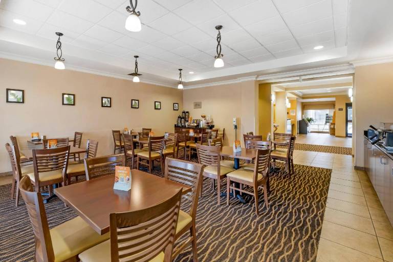 Sleep Inn & Suites Redmond — photo 5