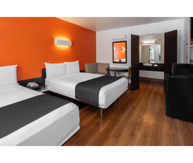 Motel 6 Carpinteria, CA - Santa Barbara - South — photo 2