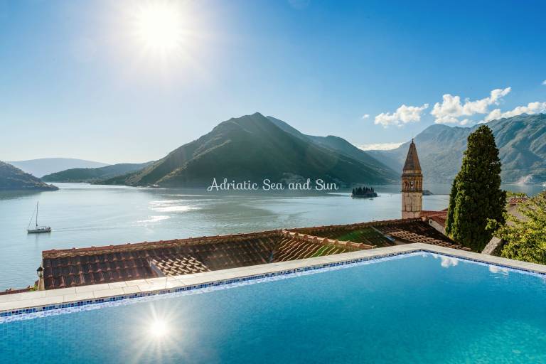 Villa  Perast