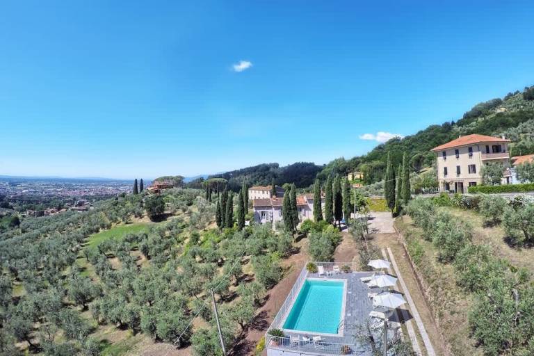 Villa  Montecatini Terme