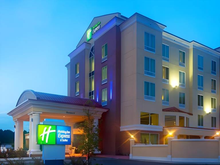 Holiday Inn Express Hotel & Suites Chaffee Jacksonville West By IHG