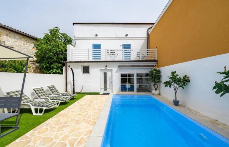 Ferienhaus  Žbandaj