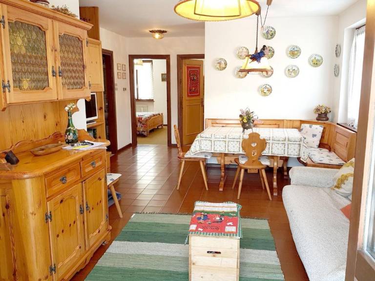 Apartment with patio & garden in Ville di Fiemme