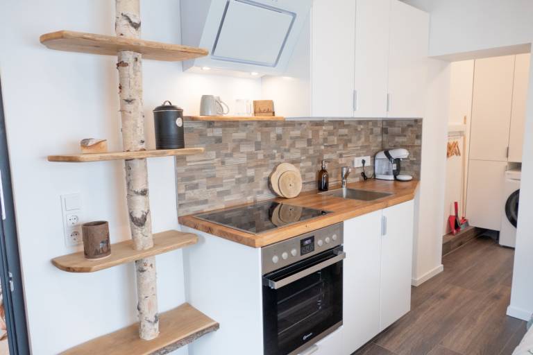 Children-friendly nice rental apartment with patio | Garden view | Dogs allowed — photo 4