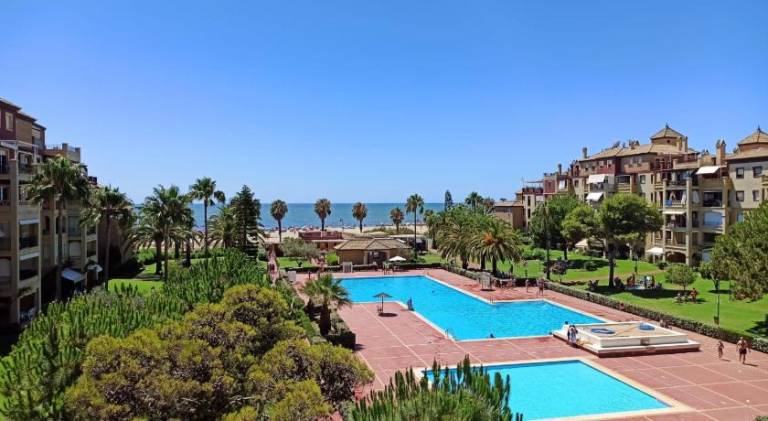 Nice apartment with pool | Beach nearby | Pet-friendly — photo 5