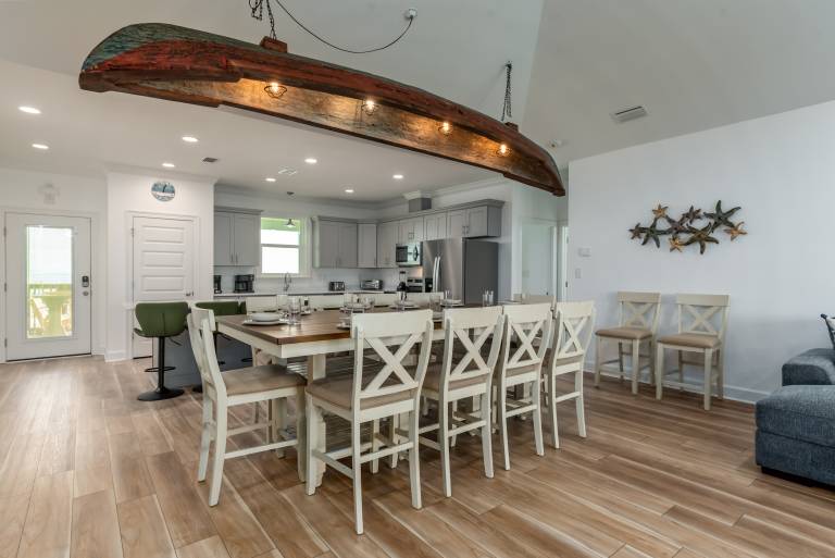 Beautiful C's - 2924 Bienville Blvd — photo 4