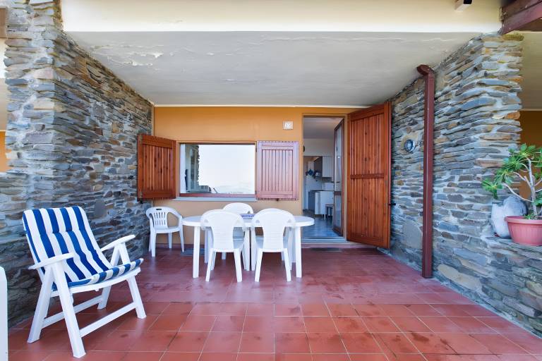 Holiday Home 'I Lentischi C13' with Sea View, Private Terrace and Air Conditioning — photo 3