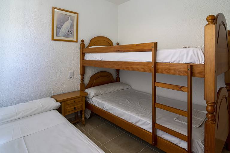 Children-friendly rental apartment with pool, garden & patio | Beach view | Beach nearby | Dogs allowed — photo 5