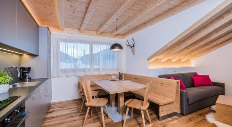 Beautiful serviced apartment with patio & garden | Dogs allowed — photo 5