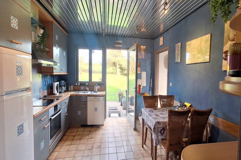 Fully equipped vacation home with patio, barbecue & garden | Pet-friendly — photo 4