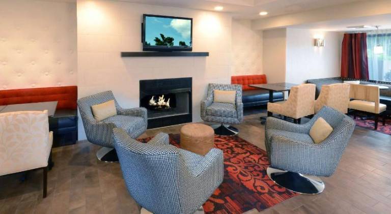 Hampton Inn Raleigh-Capital Blvd North — photo 3