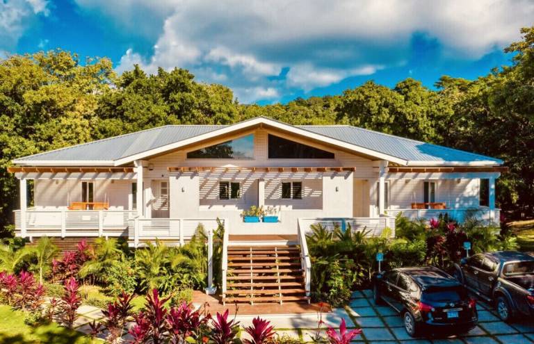 House West Bay