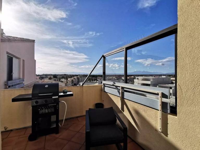 Apartment with barbeque — photo 4