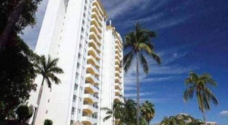 Departamento con vista al mar, albercas y juegos in Acapulco