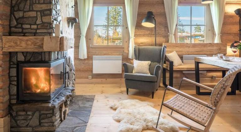 Chalet with BBQ, sauna & patio — photo 2