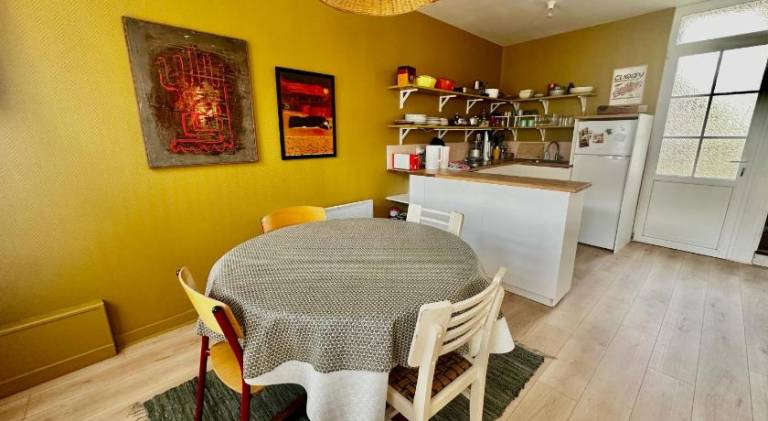 House with 2 rooms for 5 persons — photo 2