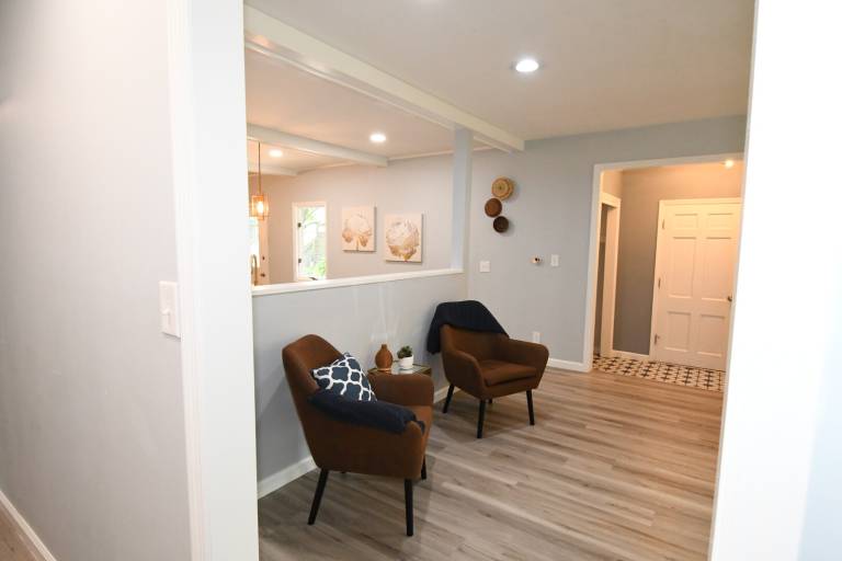 Family-oriented house with patio & yard | Pet-friendly — photo 3