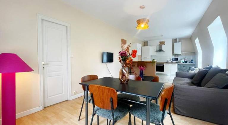 Holiday apartment with 2 rooms for 6 persons — photo 4
