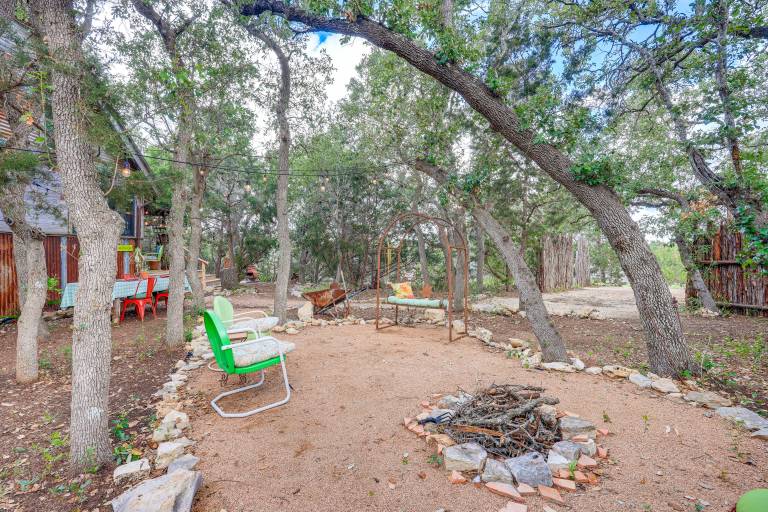 Pet-Friendly Wimberley Cabin w/ Fire Pit & Hot Tub — photo 3