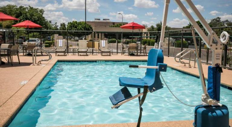 Hampton Inn & Suites Tempe/Phoenix Airport — photo 4